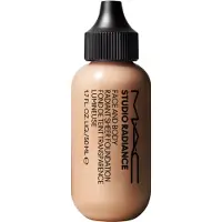 M.A.C Studio Radiance Face And Body Radiant Sheer Foundation N1