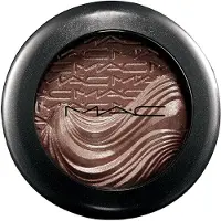MAC Extra Dimension intense øyenskygger farge Stolen Moment 1,3 g