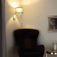 Duolla Vegglampe, stoff, hvit/sage, leselampe
