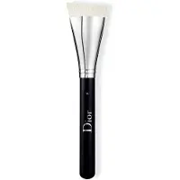 Dior Backstage Contour Brush N° 15