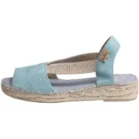 Toni pons Ella Sandaler