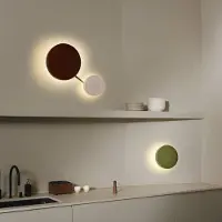 Marset LED-vegglampe Caramel, opal, Ø 22 cm, TRIAC, glass