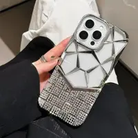 Mtp Products iPhone 16 Pro Max Rhinestone deksel med geometrisk diamantmønster - Sølv