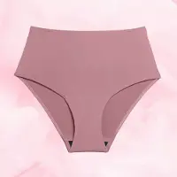 Libresse Menstruser med høy midje for dager med lett mens