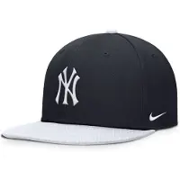 Nike Mlb New York Yankees Youth Dri-fit Pro Structured Square Bill Junior Cap
