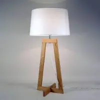 Aluminor Sacha LT bordlampe av tekstil og tre
