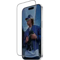 PanzerGlass - Skjermbeskyttelse for mobiltelefon - ultra-bred passform med FASTFIT IN-A-BOX - glass - rammefarge svart - for Apple iPhone 16 Pro, 17