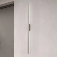 Euluna LED-vegglampe Demi L, sand, aluminium, høyde 144 cm, IP54