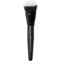 e.l.f. Makeup Brushes Smooth Swipe Foundation Brush
