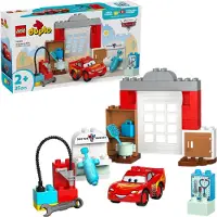 LEGO McQueen besøker Docs verksted 10456