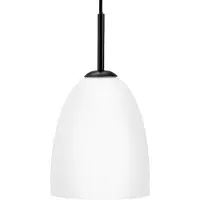 Dyberg Larsen Jazz pendellampe opal/svart 18 cm
