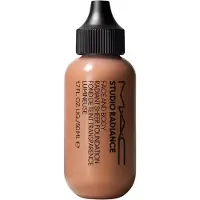 MAC Studio Radiance Face And Body Radiant Sheer Foundation W4