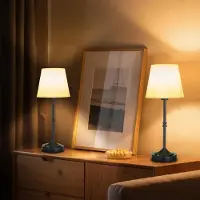Vevor trådløs bordlampe, 2-pakning, 5200mAh innebygd oppladbart batteri, skrivebordslampe med 3 lysstyrker, stoffskjerm, 2700–3000K fargetemperatur, bordlampe for restaurant, soverom, barer, svart