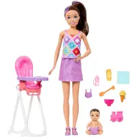 Mattel Barbie Skipper-dukke: barnevaktklubb - med bønne- og matestol (JJB44)