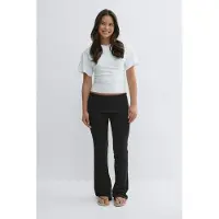 Gina Tricot - Y low waist yoga leggings - Yoga pants for jenter 9–14 år - Svart - 146/152 - Jente