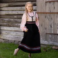 SALTO Oline Festdrakt Med Satin Bluse Rosa Flower (128 / 8 år)