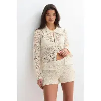 Gina Tricot  - Knitted crochet shorts - Shorts - Hvit - M - Dame