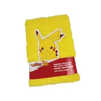 Pokémon A5 notatbok med gult plysjomslag