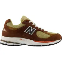 New Balance unisex. U2002RV1_LI Brown 2002R leather trainers (49), Flat, Suede, Laces, Casual