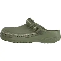 Crocs Classic Crafted Vegan Suede Stitch Sandaler grønn