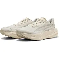 Puma Deviate Pure NITRO Running Shoes Women, Sports, Alpine Snow/Warm White, 42