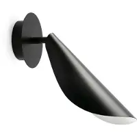 Faro Liggera vegglampe, svart, stål, bredde 10,3 cm