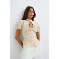 Gina Tricot  - Structured keyhole blouse - bluser med puffermer - Beige - 36 - Dame