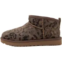 Ugg for woman. 1180623 Classic Ultra Mini Spotted Leather Ankle Boots in brown (40), Flat, None, Casual, Animal Print
