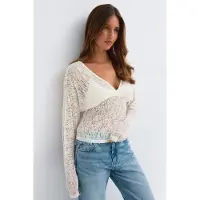 Gina Tricot  - Lace v-neck top - blondetopper - Hvit - S - Dame