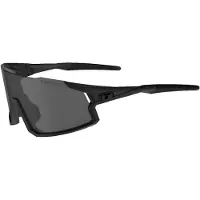 Tifosi STASH blackout sportbriller (3 glass, 15,4% Smoke, 41,4% AC Red, 95,6% Clear)