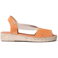 Toni pons Ella Sandaler