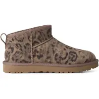 Ugg for woman. 1180623 Classic Ultra Mini Spotted Leather Ankle Boots in brown (36), Flat, None, Casual, Animal Print