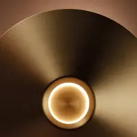 LEDS-C4 LED-gulvlampe H, gullfarget matt, bryterbar, stål